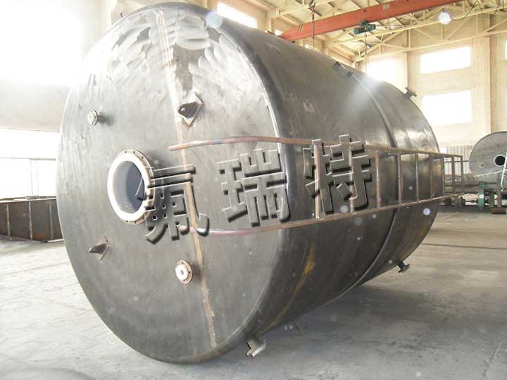 鋼襯塑儲(chǔ)罐、反應(yīng)釜