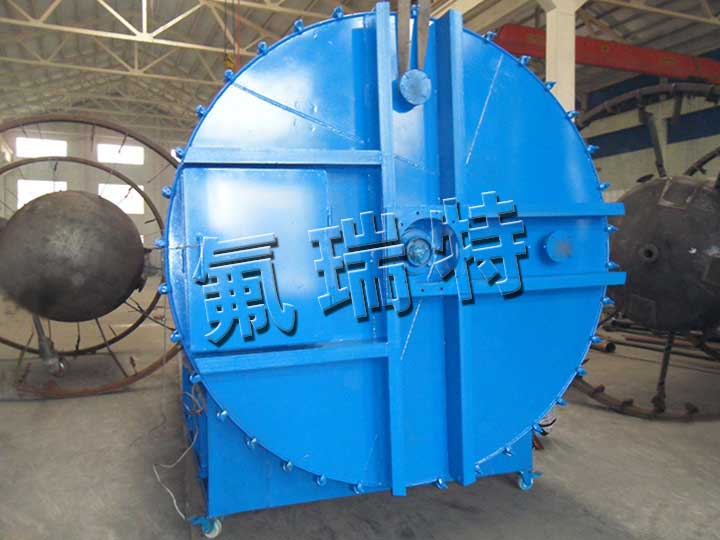 鋼襯塑儲(chǔ)罐、反應(yīng)釜